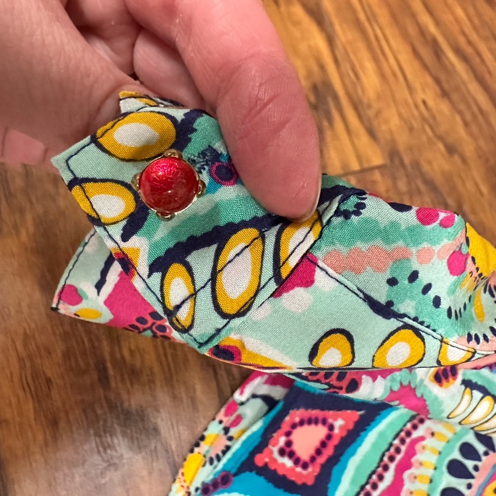 FREE with purchase Lilly Pulitzer Boston Crown Jewels Silk Top - Picture 5 of 7